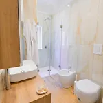 Luxury 2 ゲストハウス 3*